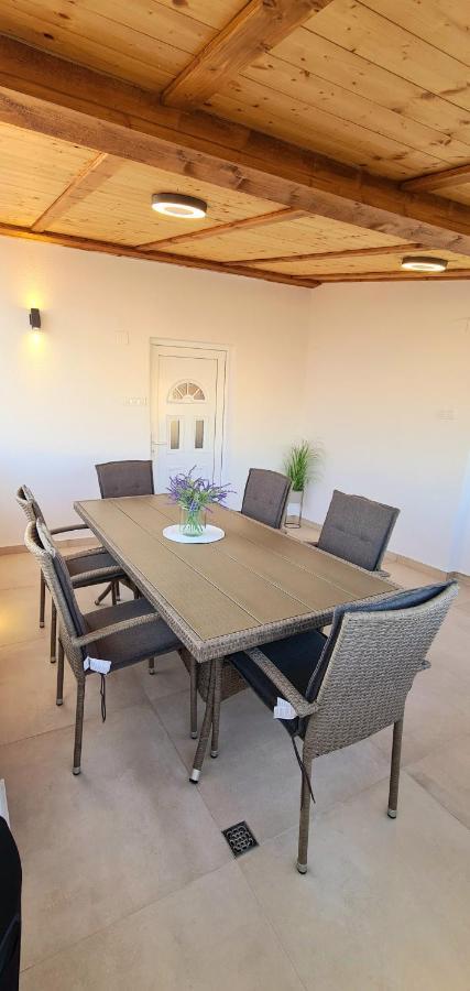 Family Oasis Apartment Zukve วรซี ภายนอก รูปภาพ