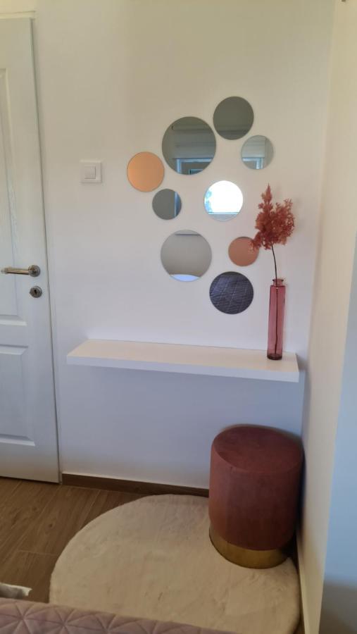 Family Oasis Apartment Zukve วรซี ภายนอก รูปภาพ
